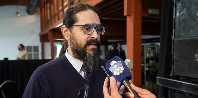 WEB-NOTA-REGUEIRO-DSC01380-696x344