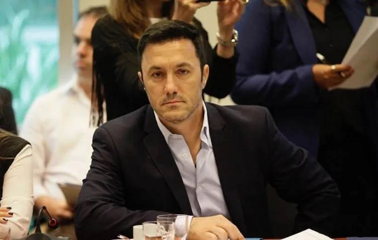 luis petri