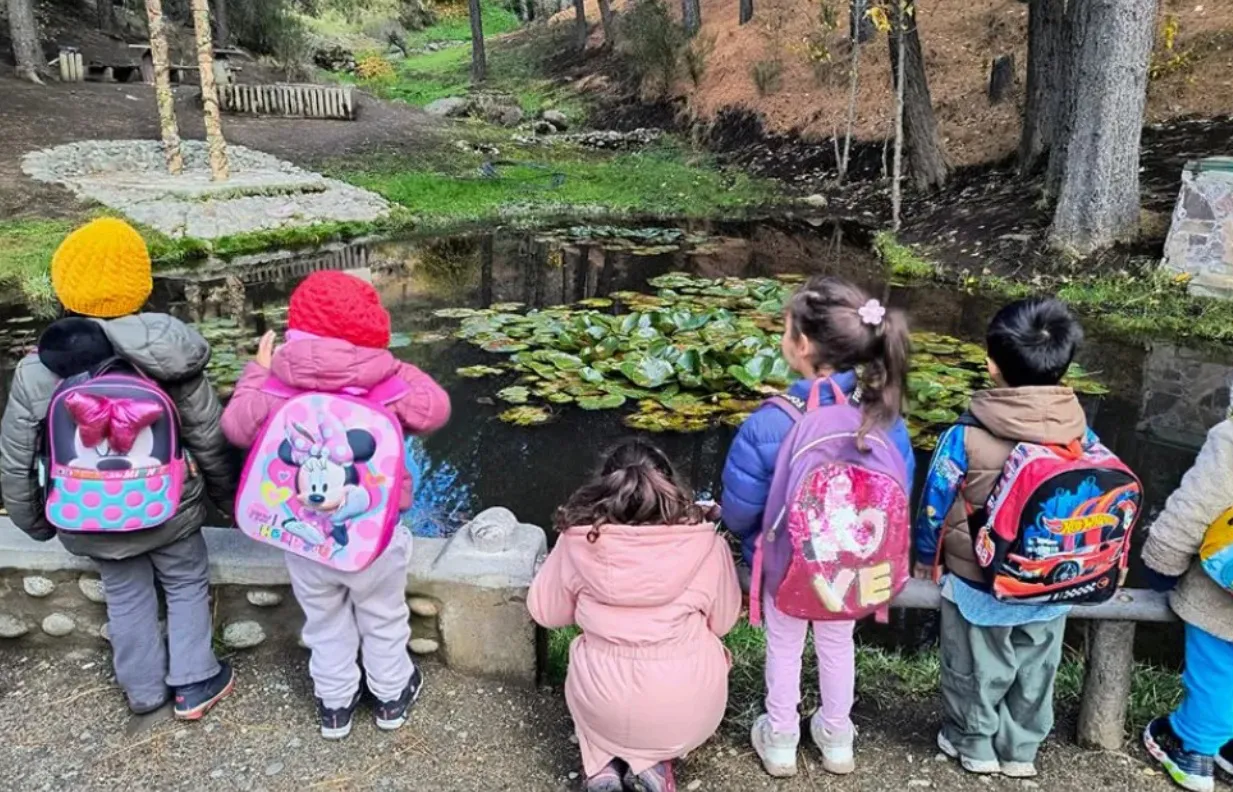 jardin niños nenes infancia