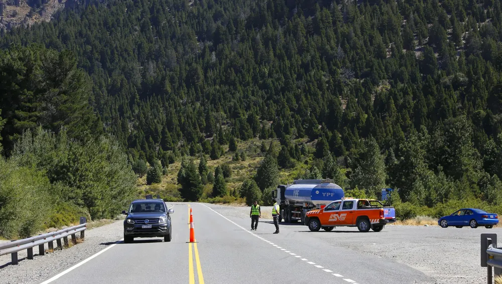 Neurquen-...-Operativo-Rutas-Seguras-..-Semana-de-Pascuas._3080-scaled