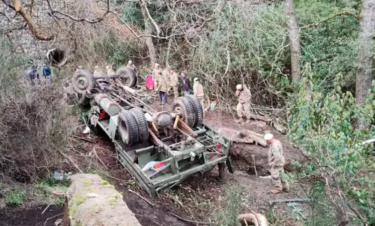 vuelvo ejercito argentino san martin de los andes